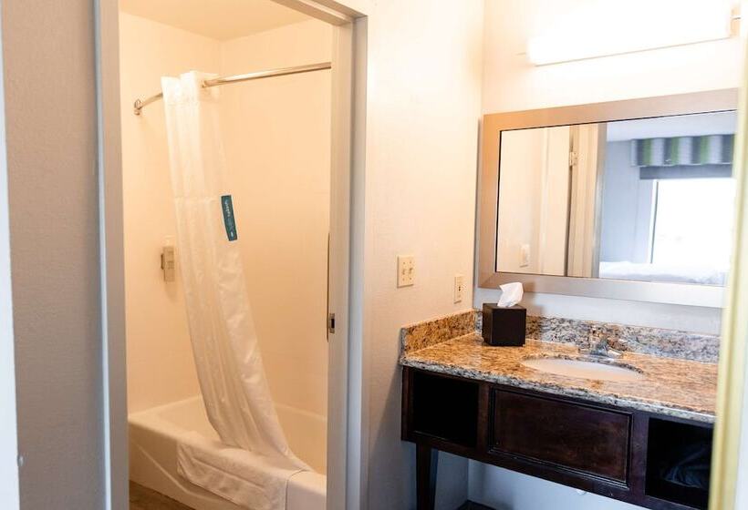 هتل Hampton Inn & Suites Scottsbluffconference Center