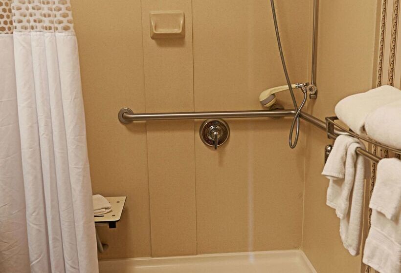 فندق Hampton Inn & Suites Scottsburg