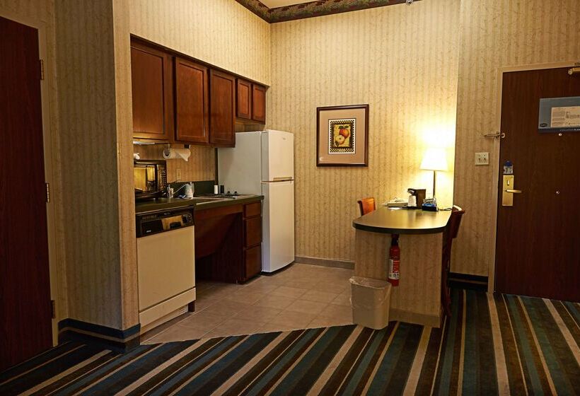 فندق Hampton Inn & Suites Scottsburg