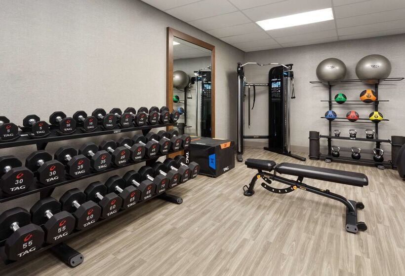 فندق Hampton Inn & Suites Scottsburg