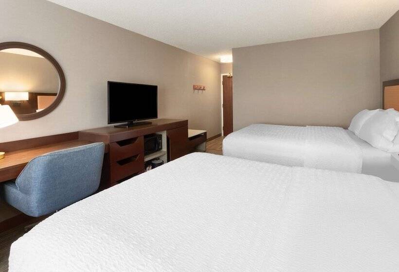 فندق Hampton Inn & Suites Scottsburg