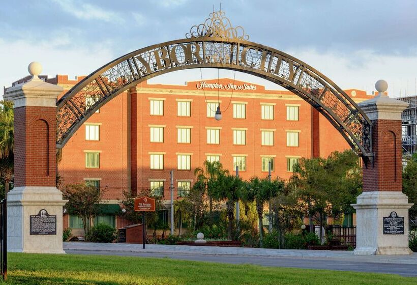 בית מלון כפרי Hampton Inn & Suites Tampa/ybor City/downtown