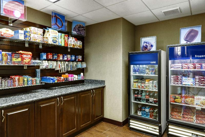 בית מלון כפרי Hampton Inn & Suites Temecula