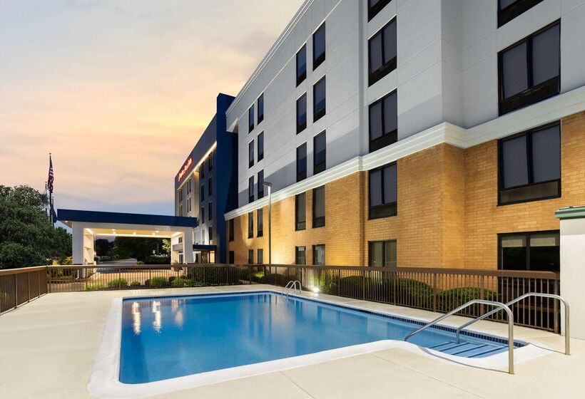 בית מלון כפרי Hampton Inn & Suites Valley Forge/oaks