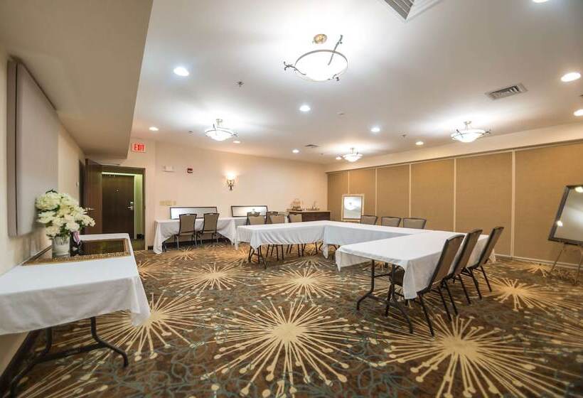 호텔 Hampton Inn By Hilton Tiffin