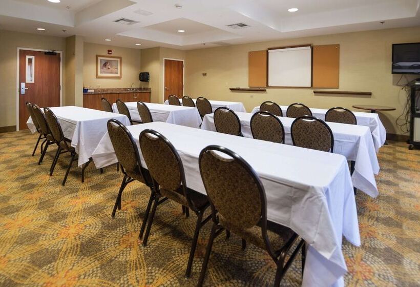 فندق Hampton Inn Tulsa Broken Arrow