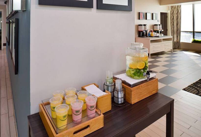 هتل Hampton Inn Vero Beach