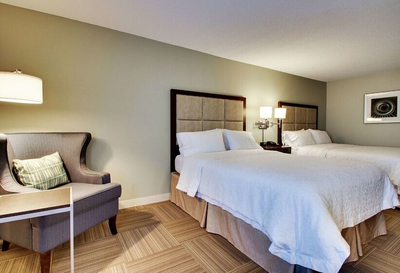 هتل Hampton Inn Warner Robins