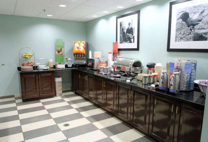 호텔 Hampton Inn Williamston