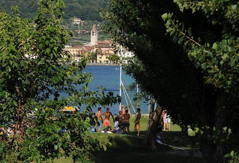 هتل Iseo Lago