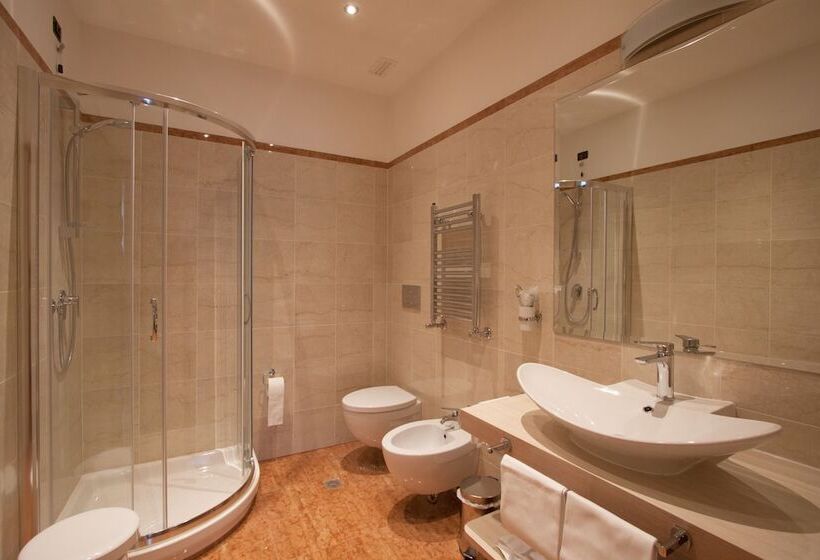 Fotos del hotel Laurentia:  10