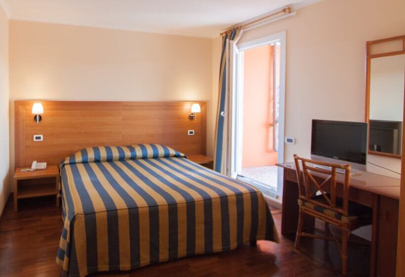 Fotos del hotel Laurentia:  2