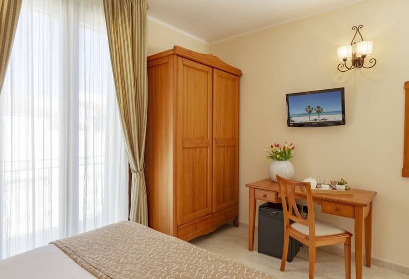 هتل Mira Spiaggia