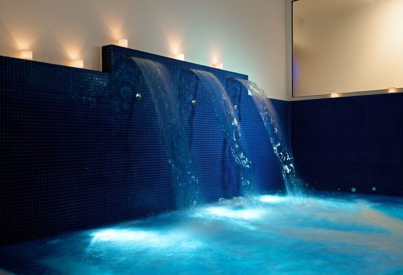 هتل Mondial Resort & Spa