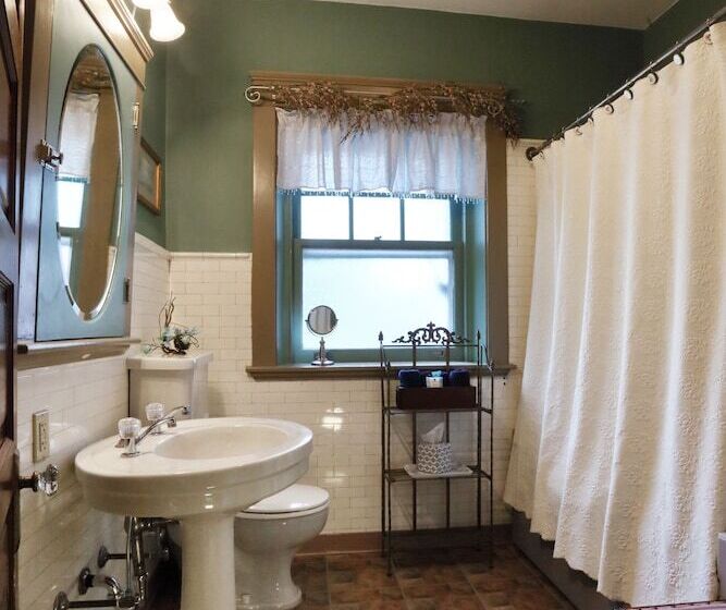 ホテル Olde Square Inn B&b
