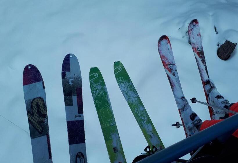 Отель Ortles Dolomiti Walking & Spa