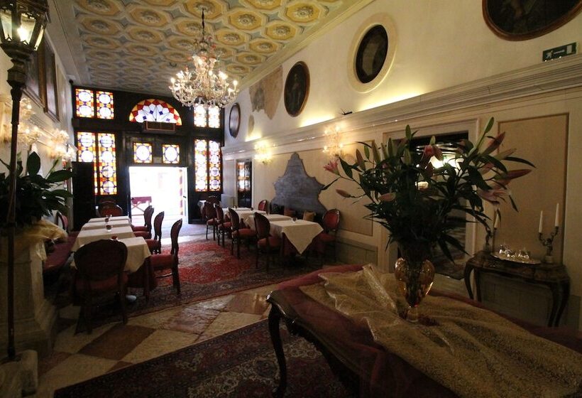 هتل Palazzo Abadessa