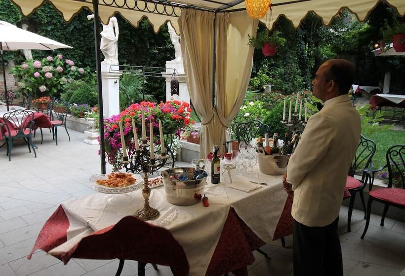 Fotos del hotel Palazzo Abadessa:  31