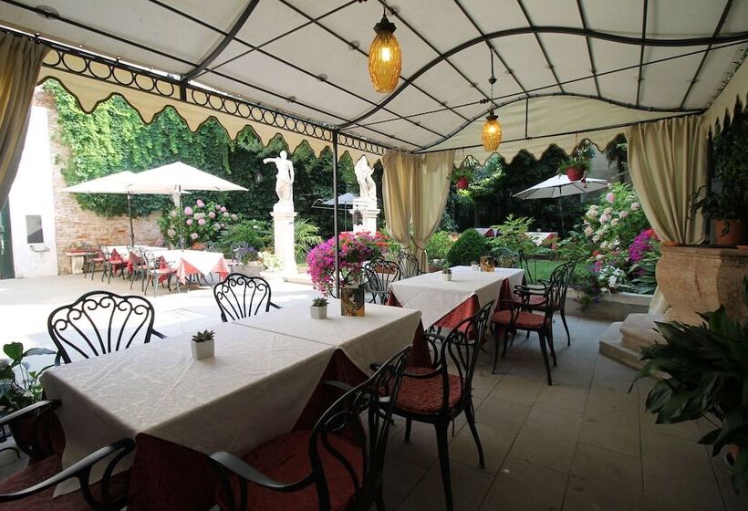 Fotos del hotel Palazzo Abadessa:  9