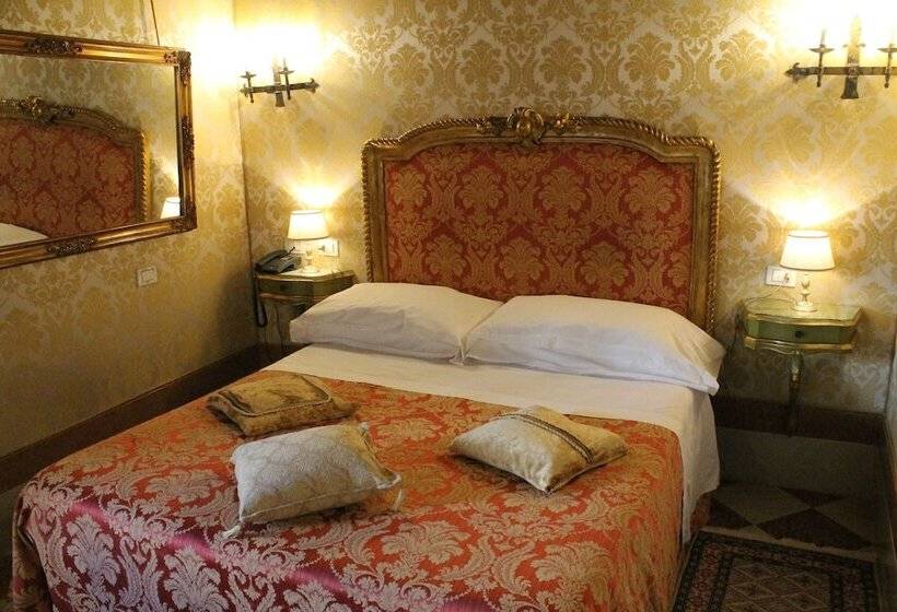 Fotos del hotel Palazzo Abadessa:  4
