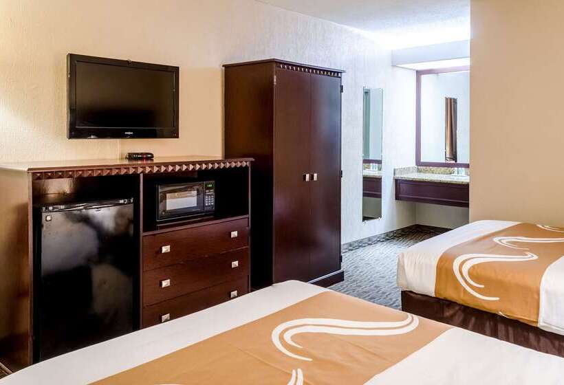 هتل Quality Inn Moss Point   Pascagoula