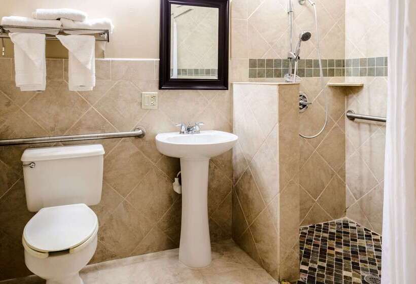 هتل Quality Inn Moss Point   Pascagoula