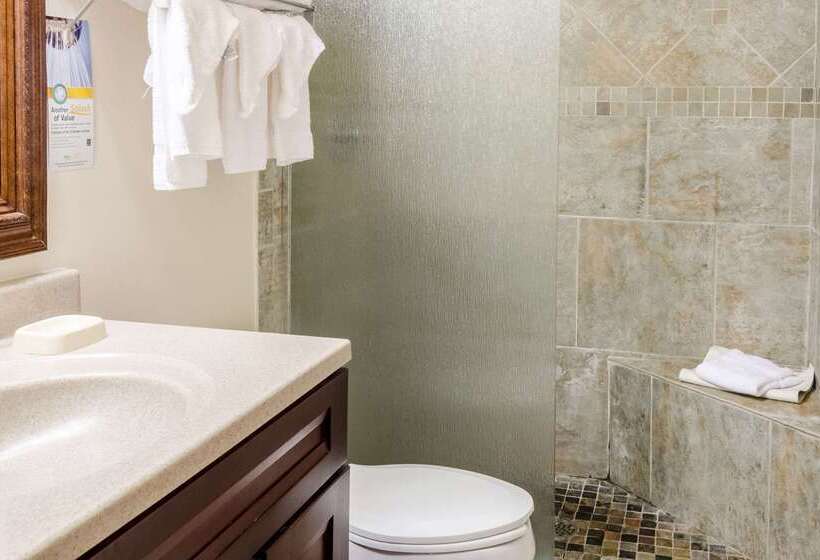 هتل Quality Inn Moss Point   Pascagoula