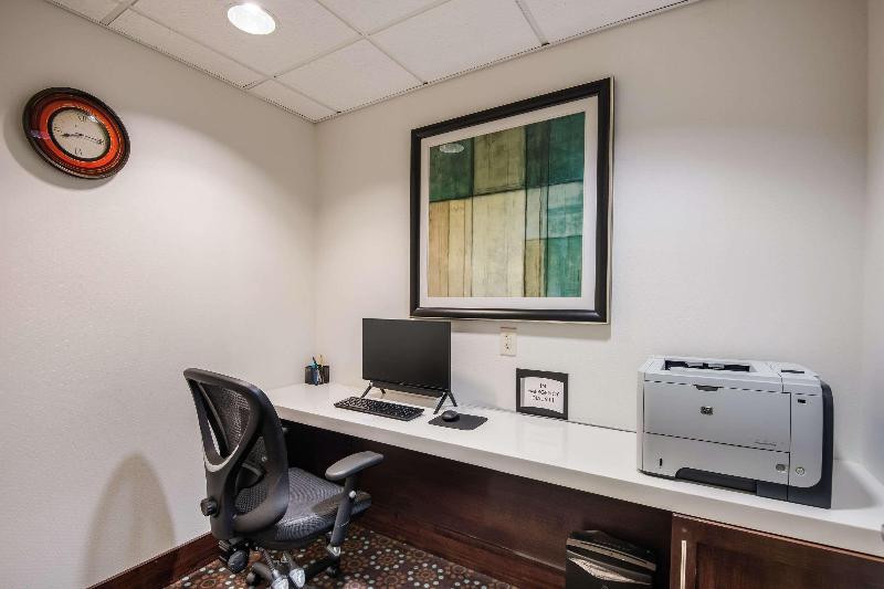 هتل Quality Inn & Suites Quincy  Downtown