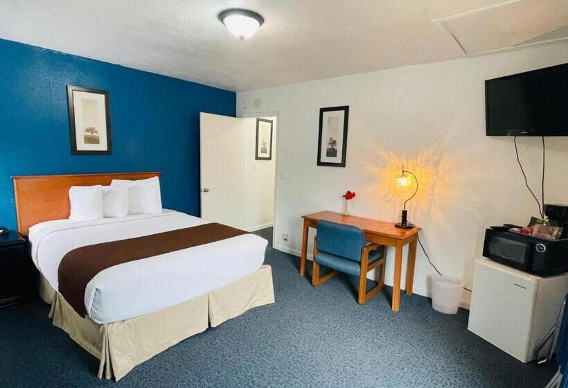فندق Sparta Inn
