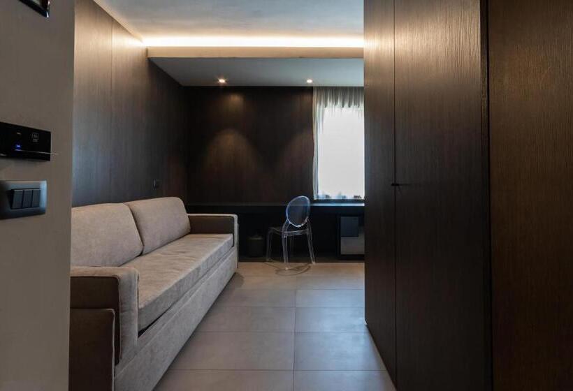 Sport Village Hotel & Spa