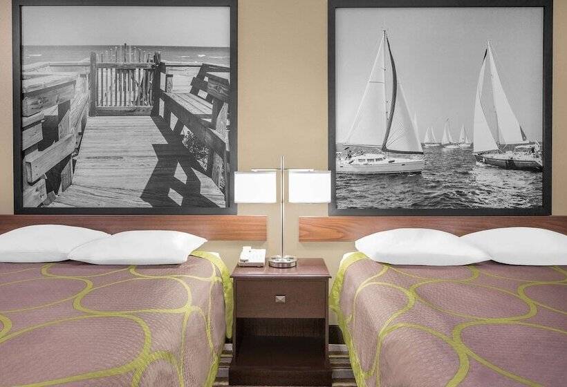 Отель Super 8 By Wyndham Bay St. Louis