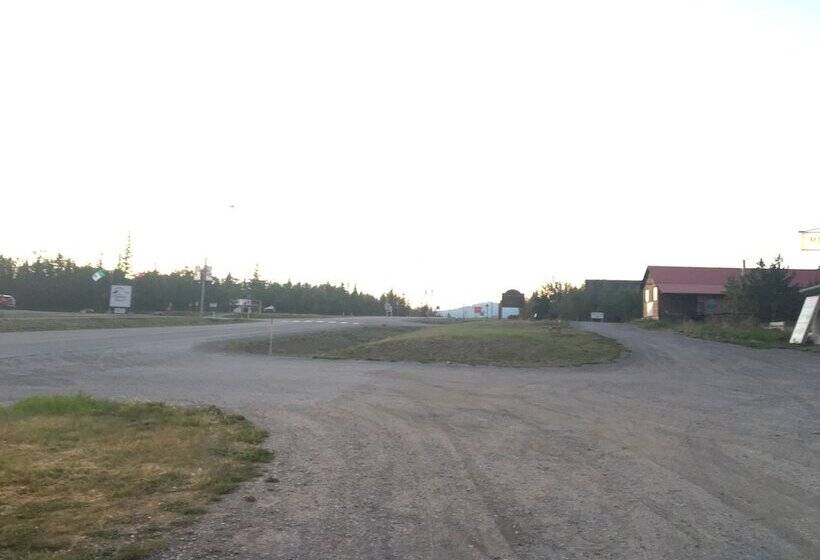 هاستل Kluane Park Inn