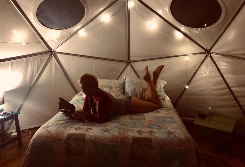 مبيت وإفطار Faith Glamping Dome Costa Rica