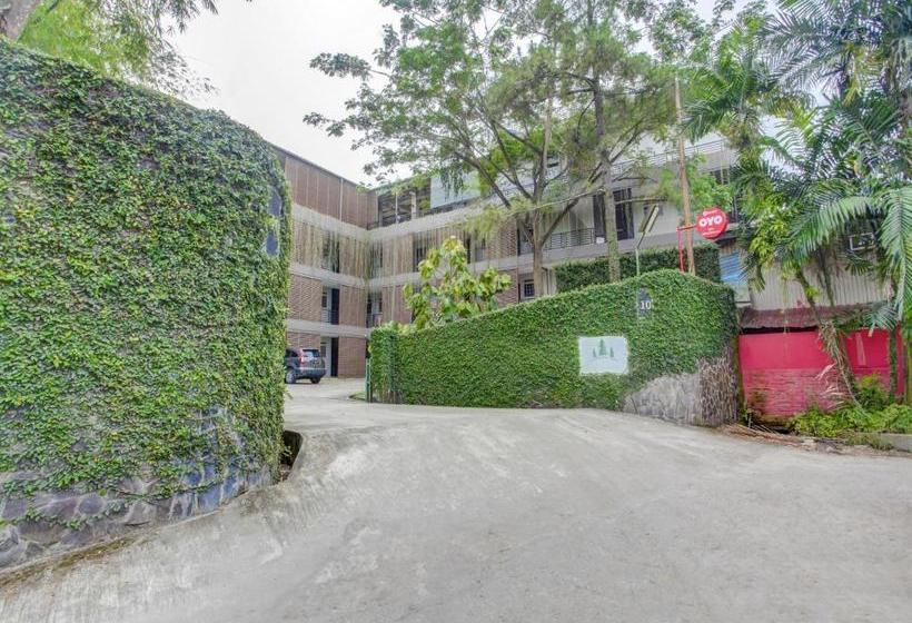 فندق Oyo 90027 Ulin Guesthouse