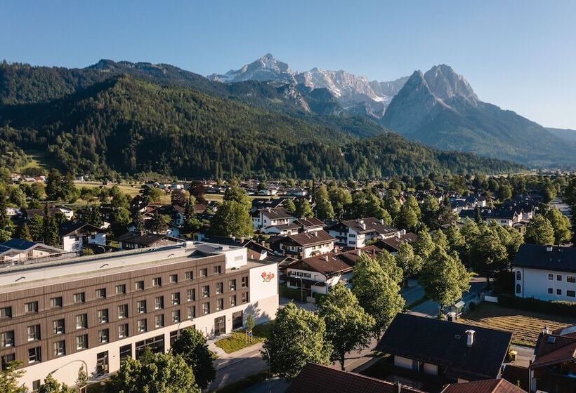 هتل Aja Garmischpartenkirchen