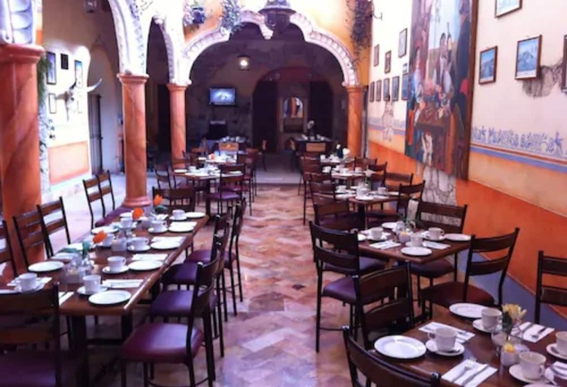 호텔 Centenario Centro De Peña De Bernal