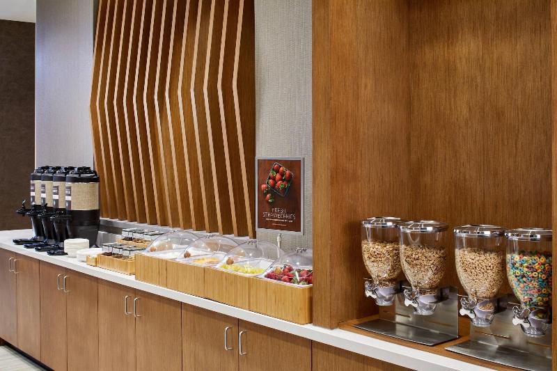 هتل Springhill Suites By Marriott Columbus Dublin