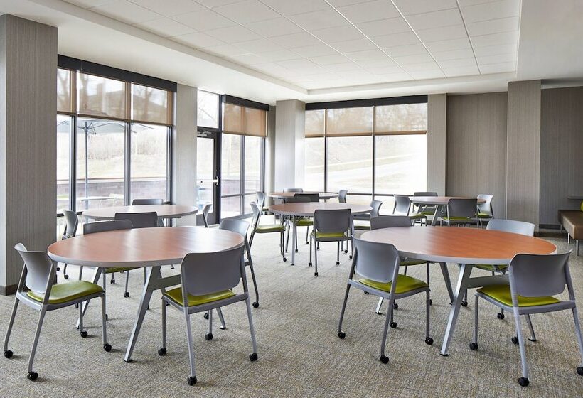 هتل Springhill Suites By Marriott Columbus Dublin