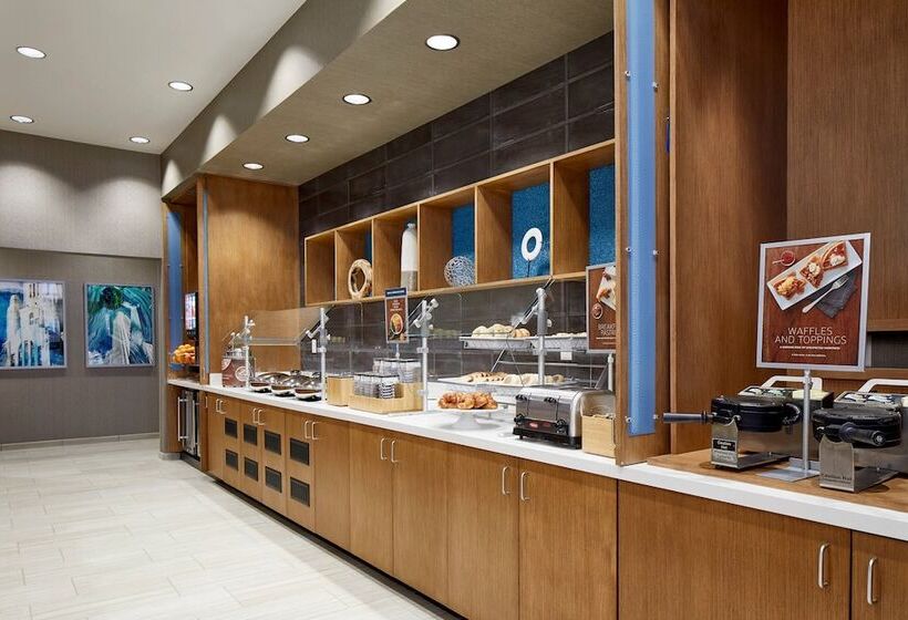 هتل Springhill Suites By Marriott Columbus Dublin
