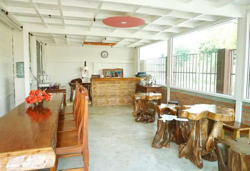 هتل Baan Maesot Plus