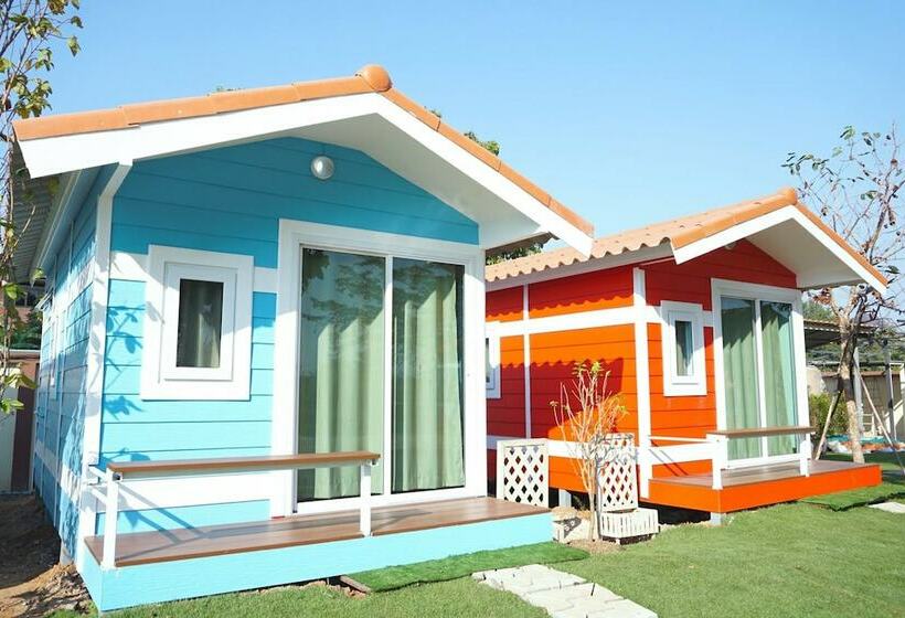هتل Baan Maesot Plus