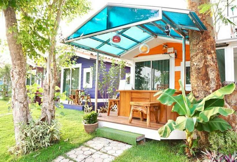 هتل Baan Maesot Plus