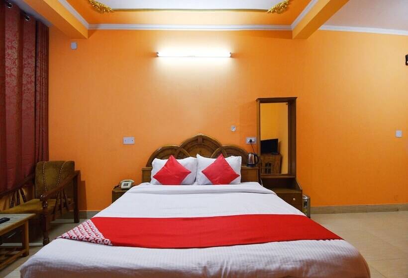 هتل Dagshai View By Oyo Rooms