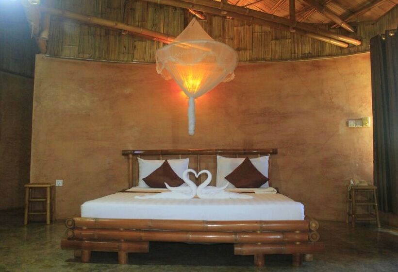 בית מלון כפרי Hanchey Bamboo Resort