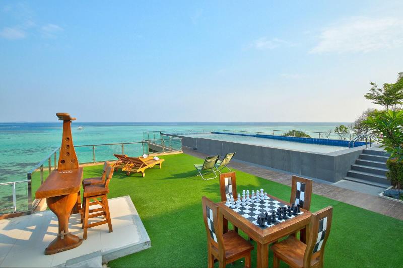 فندق Royal Ocean Resort Karimunjawa