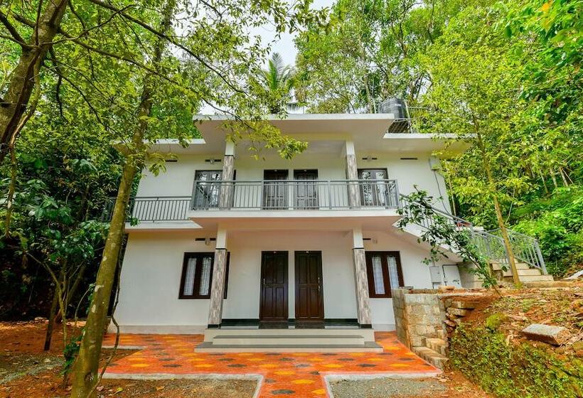 ホテル Vale Castle By Oyo Rooms