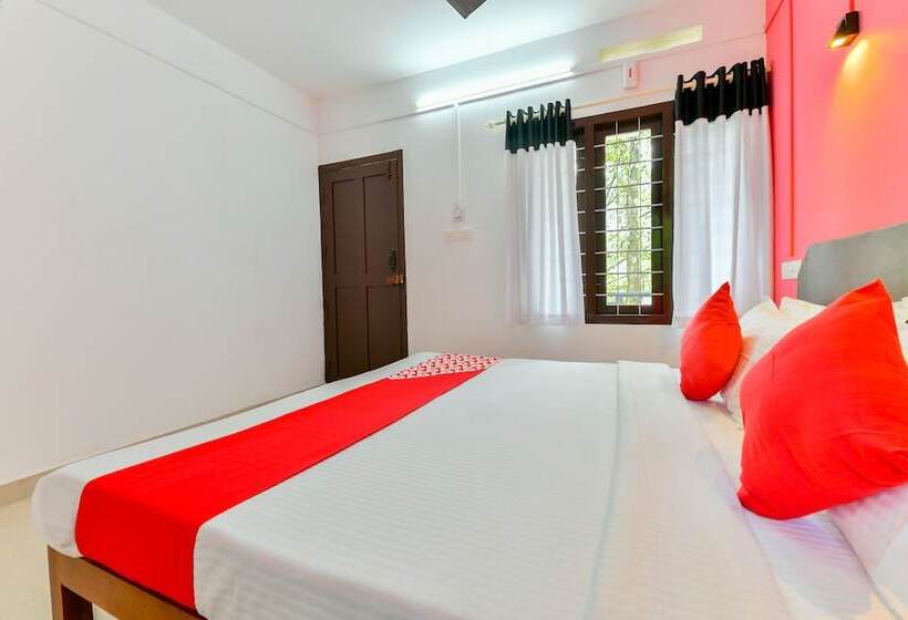 ホテル Vale Castle By Oyo Rooms