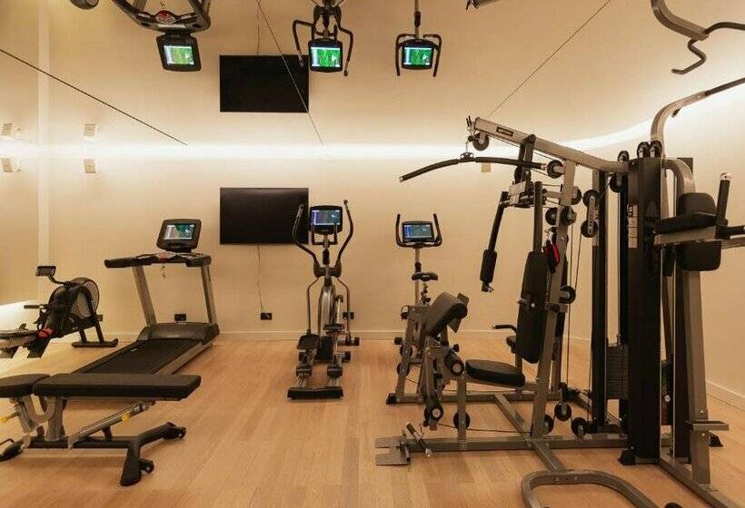 Lumen Hotel & The Lisbon Light Show