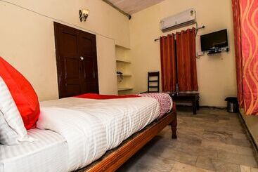 پانسیون Durag Villas Guest House By Oyo Rooms