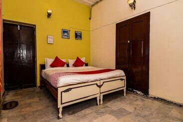 پانسیون Durag Villas Guest House By Oyo Rooms